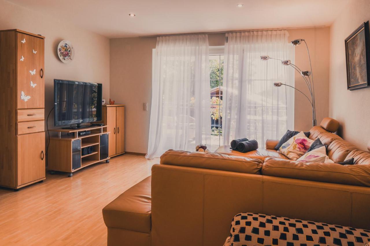 Coraline -Koblach, 6-10 P, 3 Schlafzimmer, Kueche, Riesige Terrasse, Parkplatz, Wifi, Stellplatz Ski エクステリア 写真