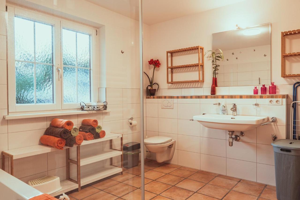 Coraline -Koblach, 6-10 P, 3 Schlafzimmer, Kueche, Riesige Terrasse, Parkplatz, Wifi, Stellplatz Ski エクステリア 写真