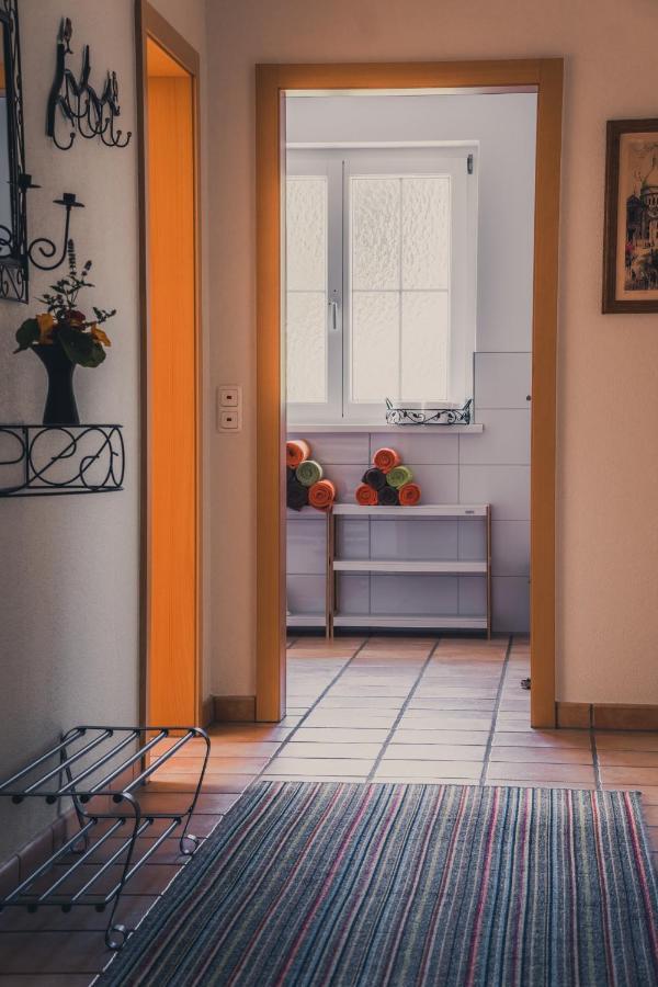 Coraline -Koblach, 6-10 P, 3 Schlafzimmer, Kueche, Riesige Terrasse, Parkplatz, Wifi, Stellplatz Ski エクステリア 写真